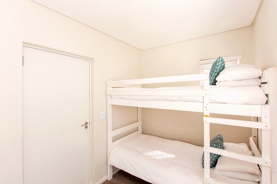 6 Bedroom Property for Sale in Mykonos Western Cape